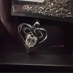 Elegant Silver Heart Pendant Necklace